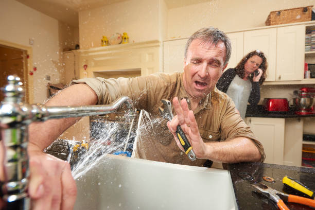 Local water damage restoration in CA